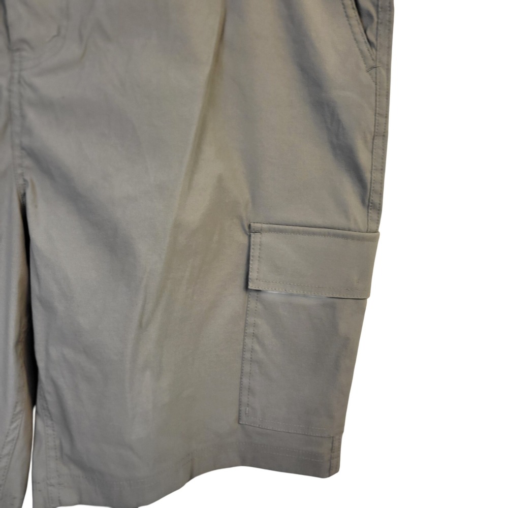 Eddie Bauer Mens‎ Gray Horizon Guide Cargo Shorts Size 40 Hiking Outdoor Utility - Picture 2 of 7
